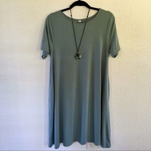 Zenana Minimal Short Sleeve Flared Dress w Pockets